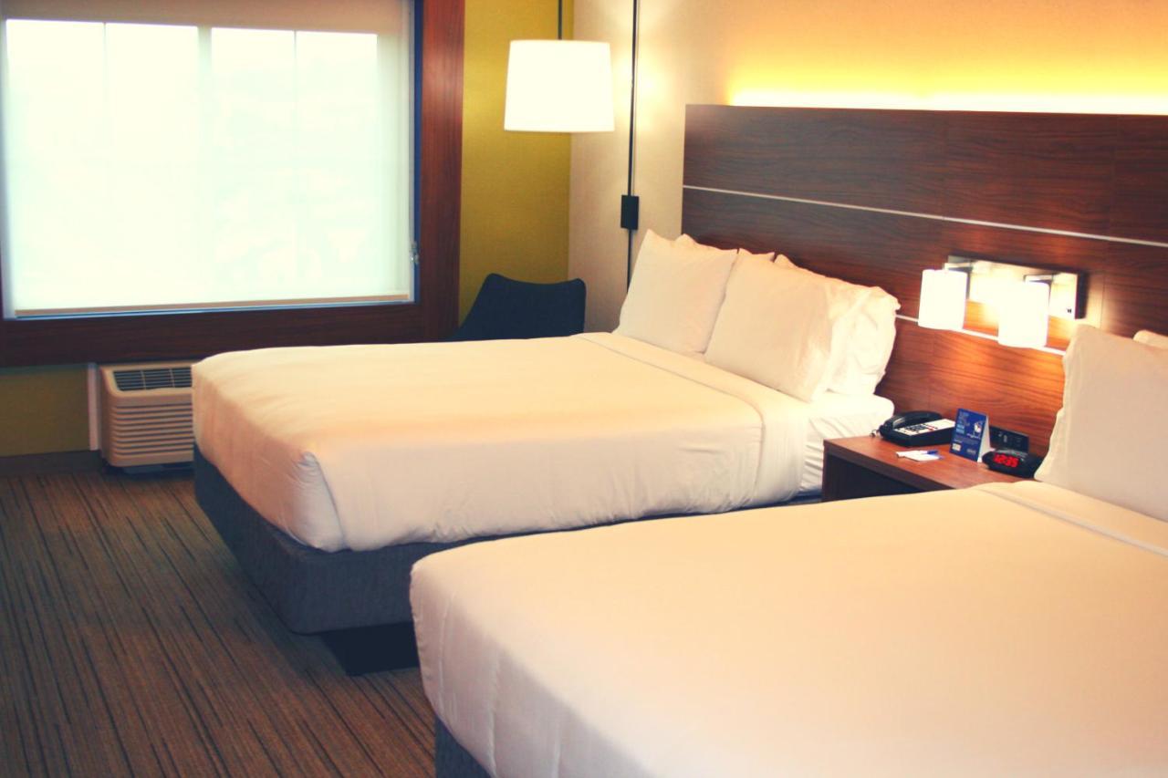 Holiday Inn Express Hotel & Suites Marina By Ihg Exteriér fotografie