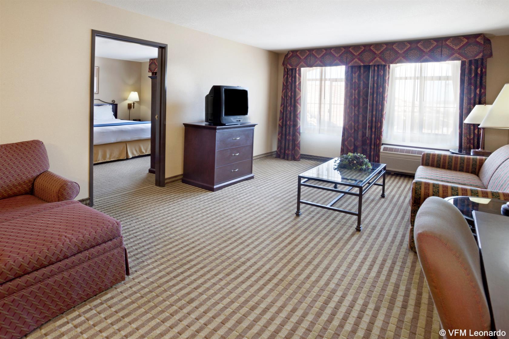 Holiday Inn Express Hotel & Suites Marina By Ihg Exteriér fotografie